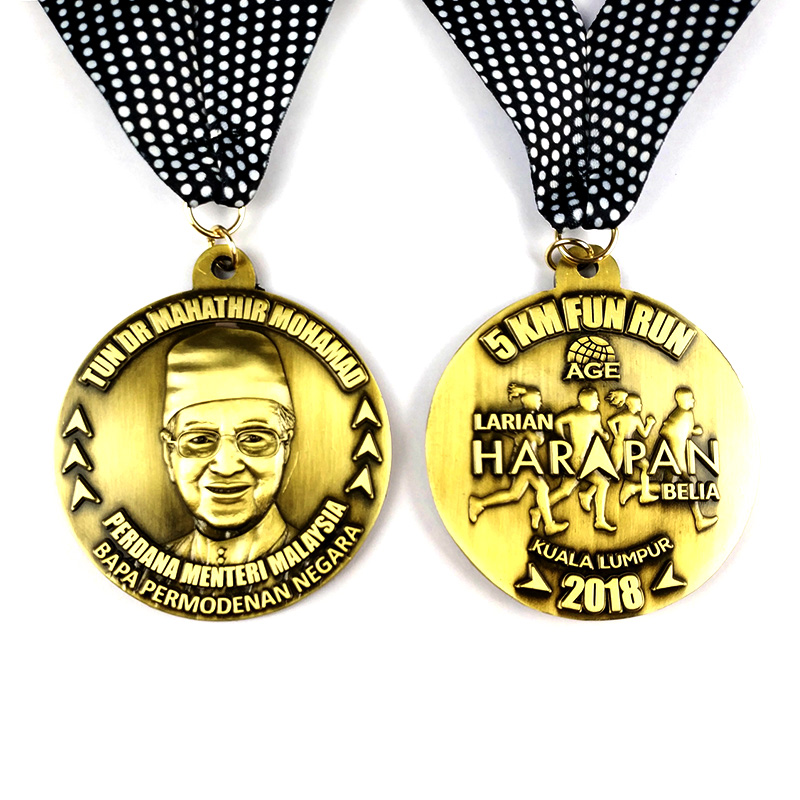 Fabricante de China Medalla de oro 3D de alta calidad con cordón