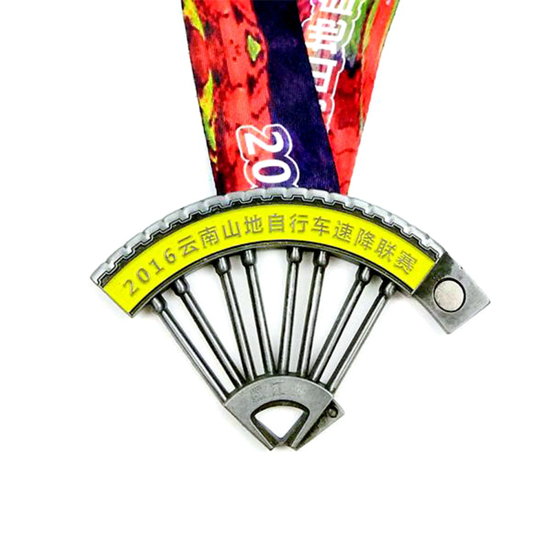 Medallas de metal para escuelas Medalla de metal en relieve de metal para medallas